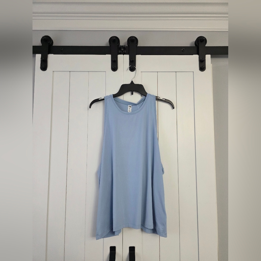 The North FaceDune Sky Standard Tank Top - Women's. NEW!